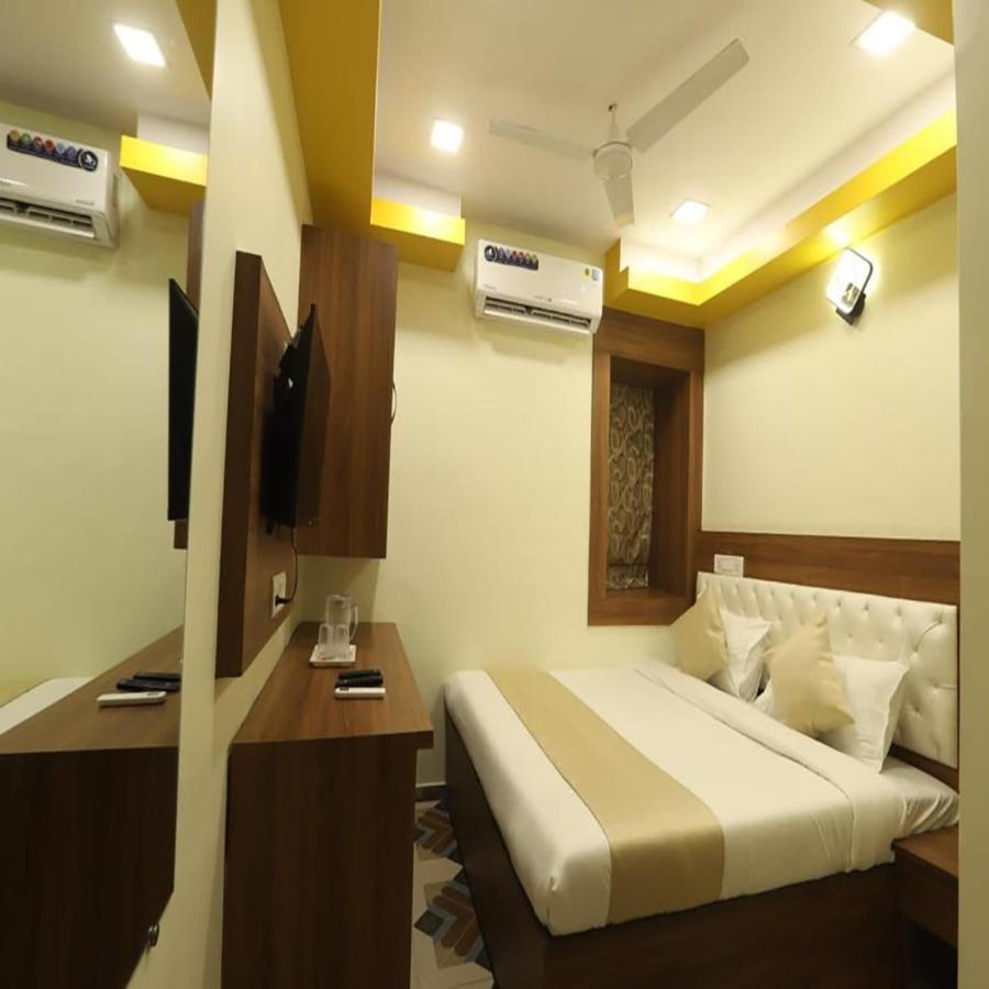 Hotel Jodiya - Near Cst Мумбаи Экстерьер фото
