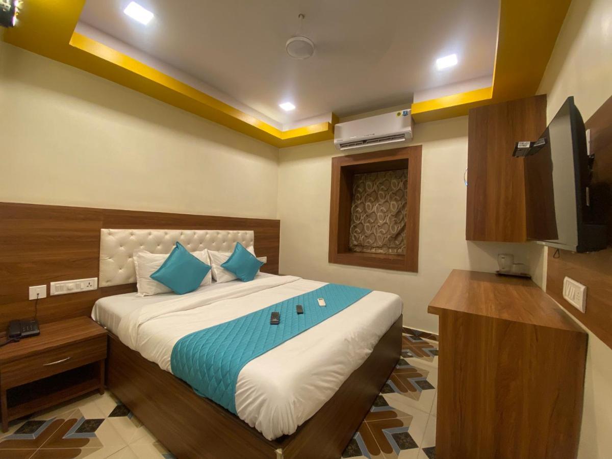 Hotel Jodiya - Near Cst Мумбаи Экстерьер фото