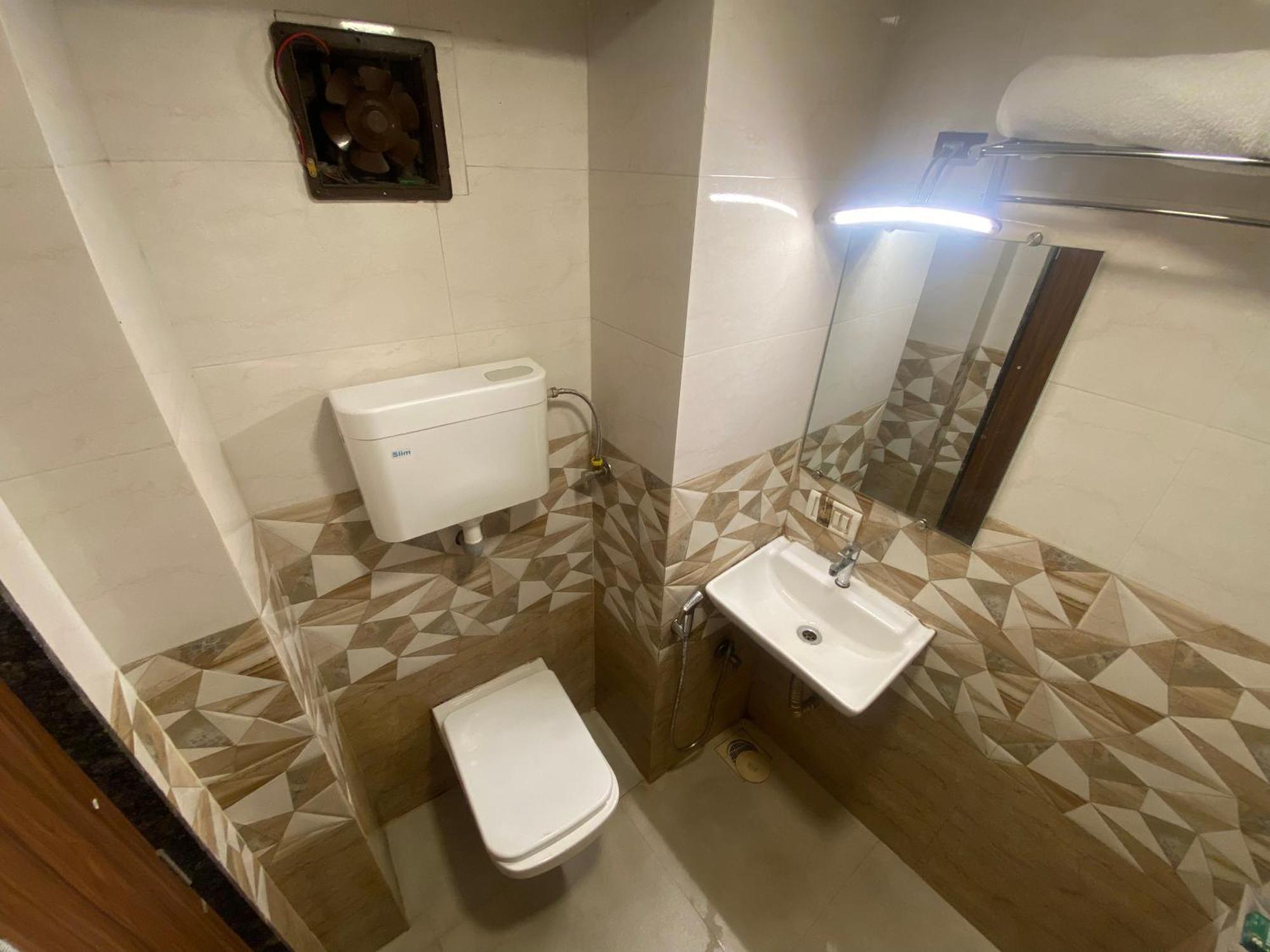 Hotel Jodiya - Near Cst Мумбаи Экстерьер фото