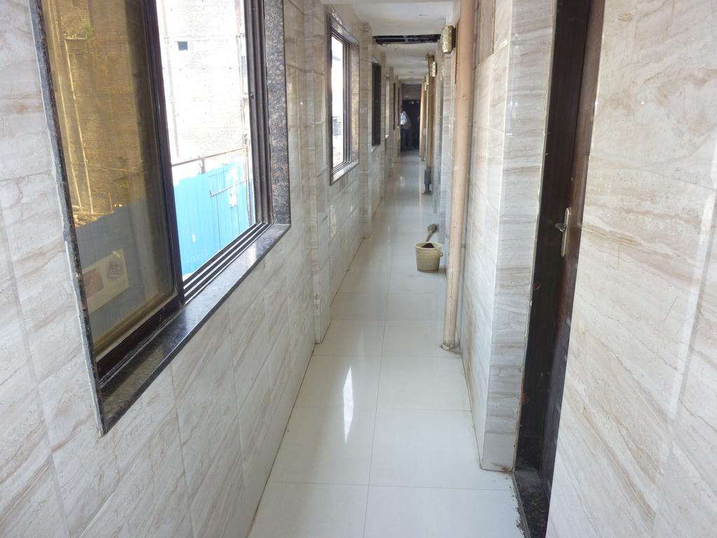 Hotel Jodiya - Near Cst Мумбаи Экстерьер фото